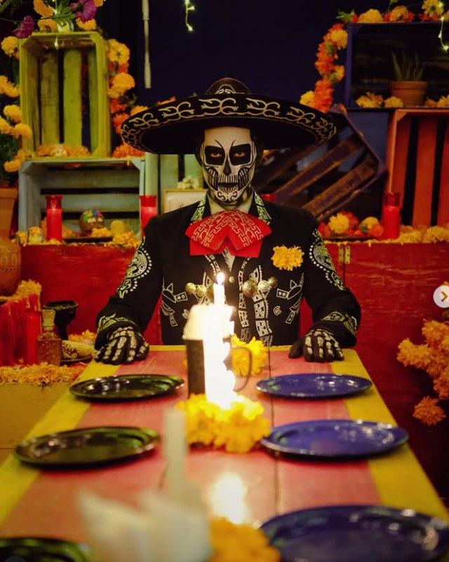 El Charro de México en el altar de Día de Muertos de Casa Pepe